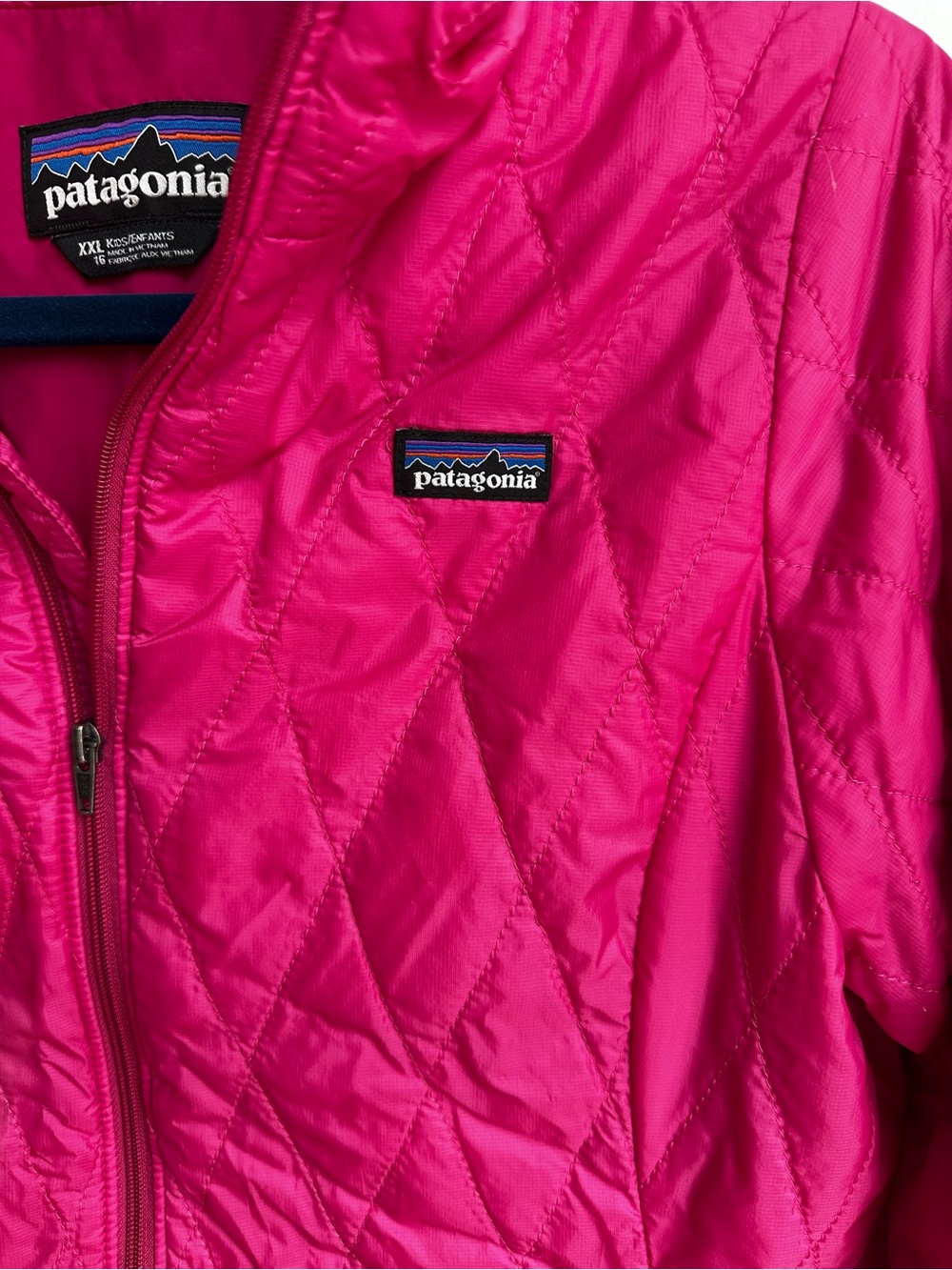 Patagonia Kids Quilted Jacket - Bright Pink Size XXL/16 - Picture 2 of 4